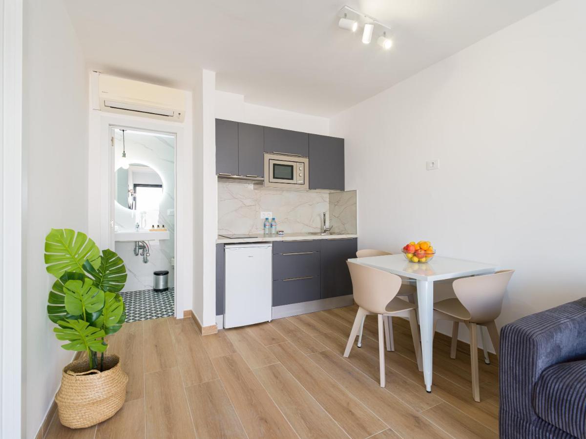 Homeforguest Moderno Apartamento En Corralejo Eksteriør bilde