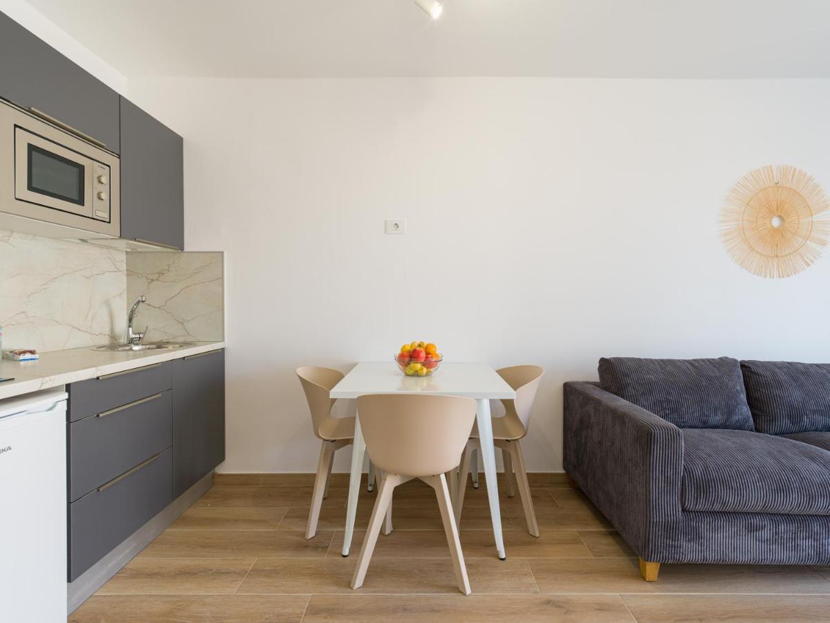 Homeforguest Moderno Apartamento En Corralejo Eksteriør bilde